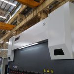 150 tonna présfék 3200mm cnc 150 tonna hidraulikus présfék hajlítással 8mm